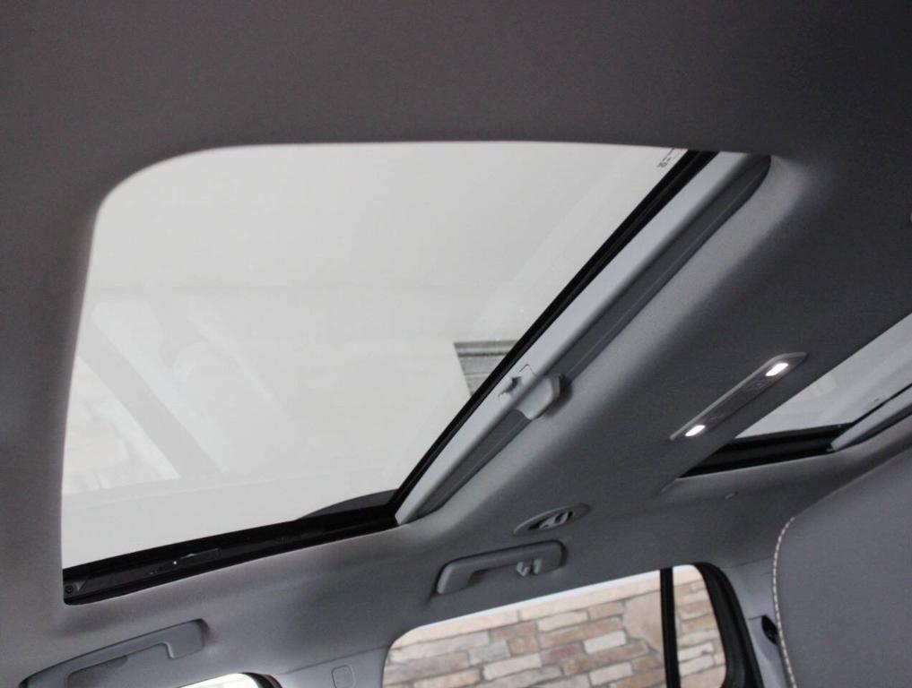 used 2023 GMC Acadia car, priced at $38,900