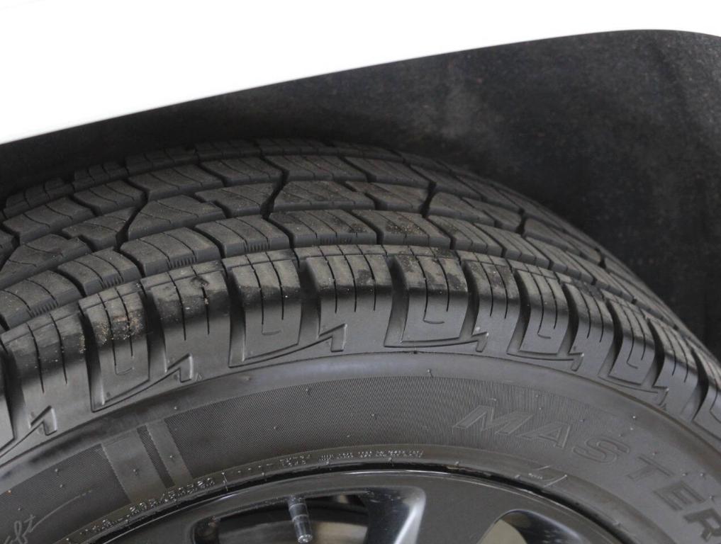 used 2019 Jeep Grand Cherokee car, priced at $22,900