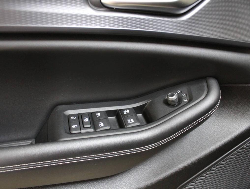 used 2023 Jeep Grand Cherokee car, priced at $33,900