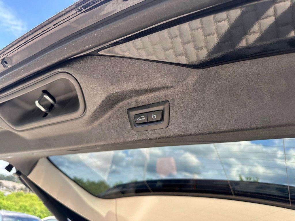 used 2024 BMW X7 car, priced at $60,990