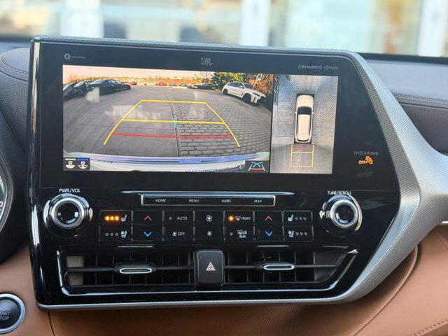 used 2021 Toyota Highlander car, priced at $37,290