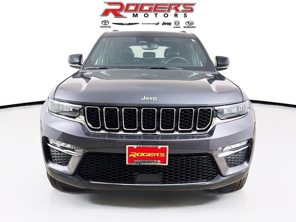 used 2024 Jeep Grand Cherokee car, priced at $32,999