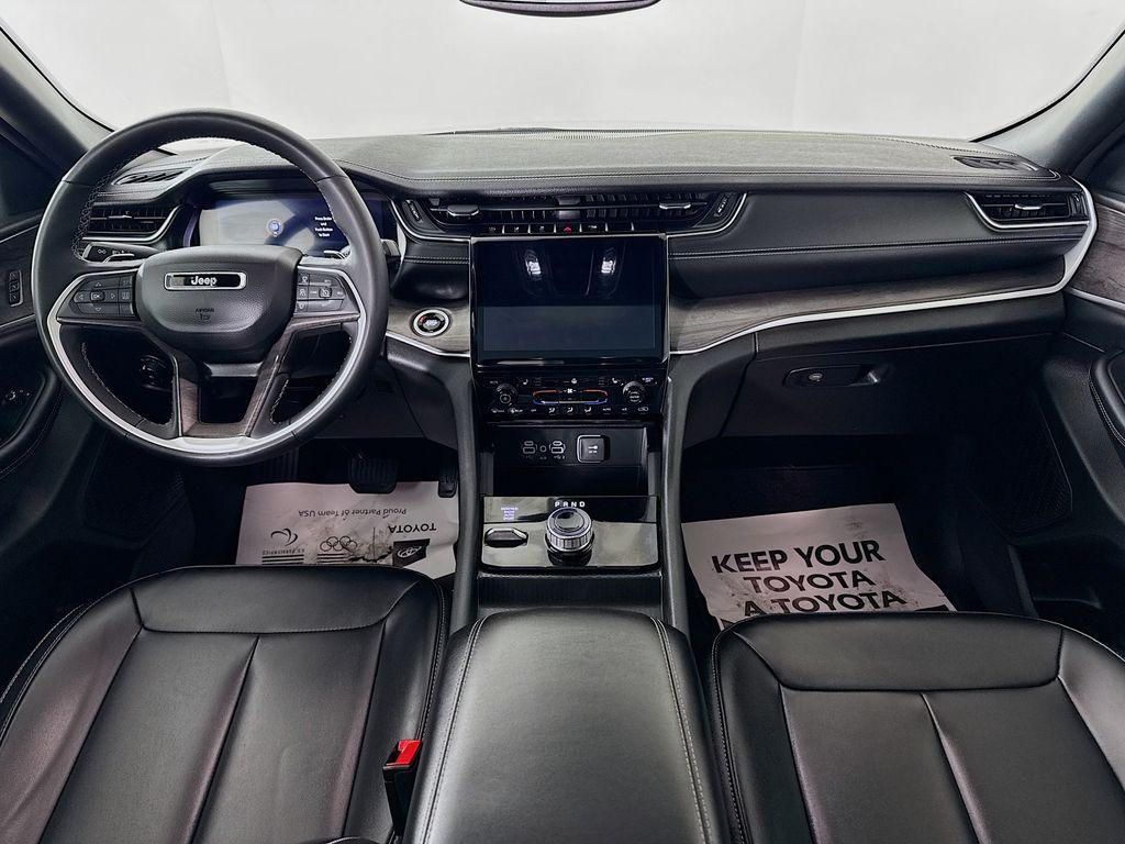 used 2024 Jeep Grand Cherokee car, priced at $32,999