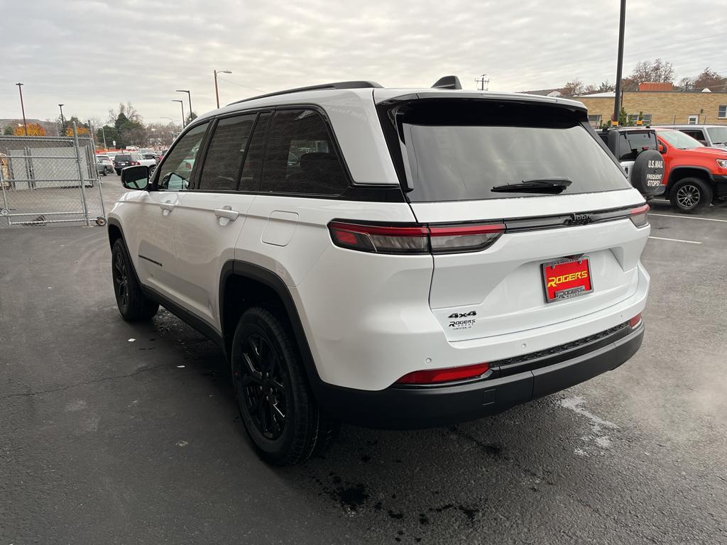 new 2025 Jeep Grand Cherokee car, priced at $45,399