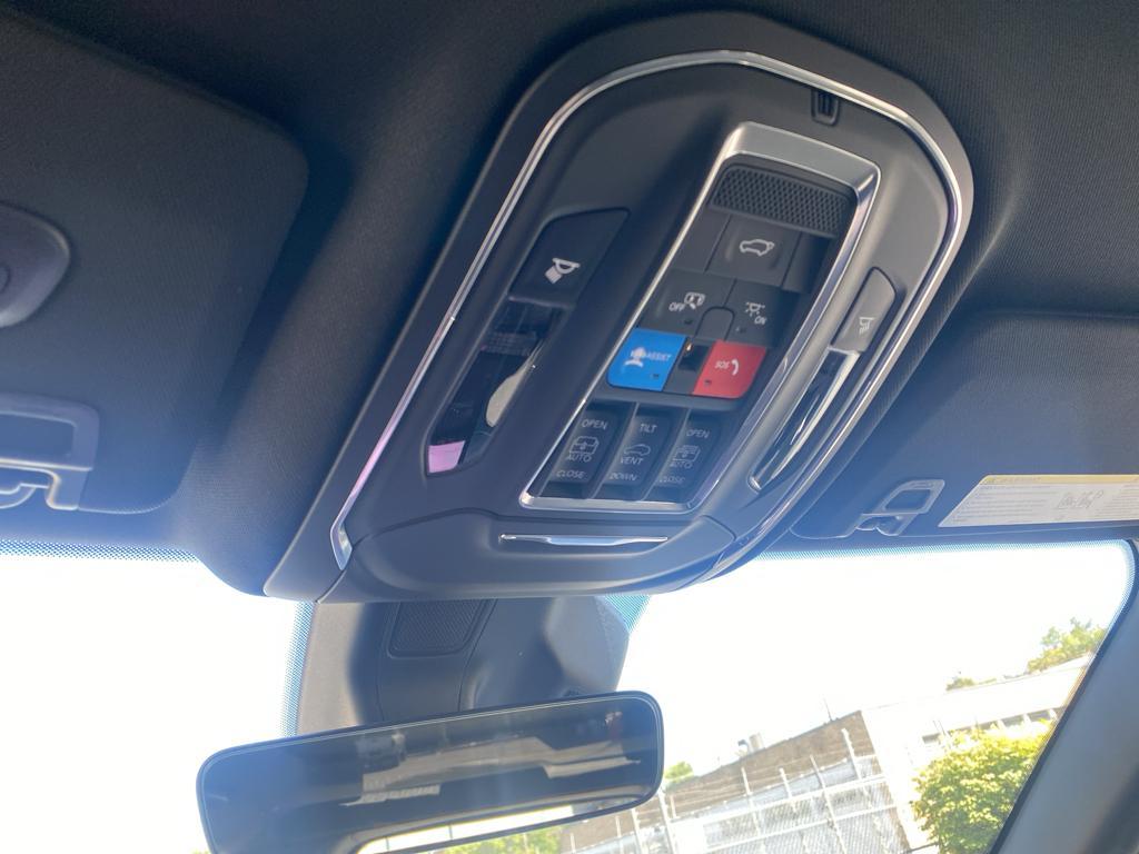 new 2025 Jeep Grand Cherokee car, priced at $52,859