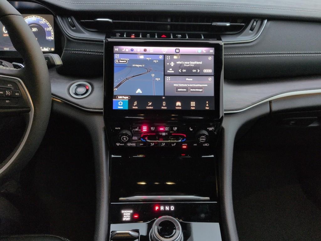 new 2025 Jeep Grand Cherokee L car, priced at $55,999