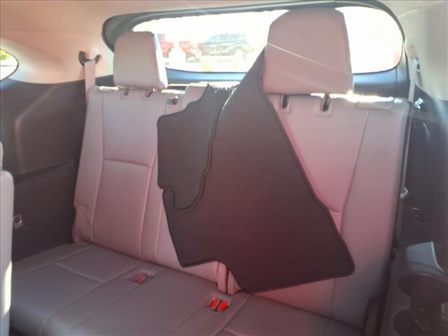 used 2022 Toyota Highlander car, priced at $37,744