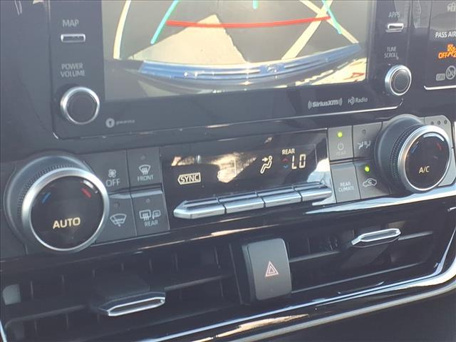 used 2021 Toyota Highlander car, priced at $29,768