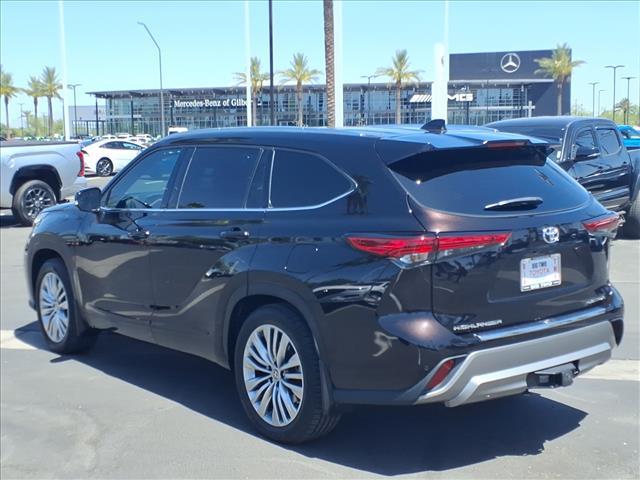 used 2022 Toyota Highlander car, priced at $40,917