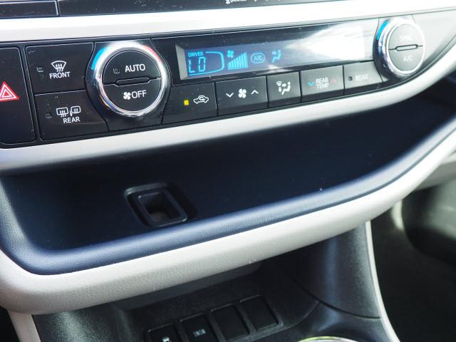 used 2016 Toyota Highlander car, priced at $33,918