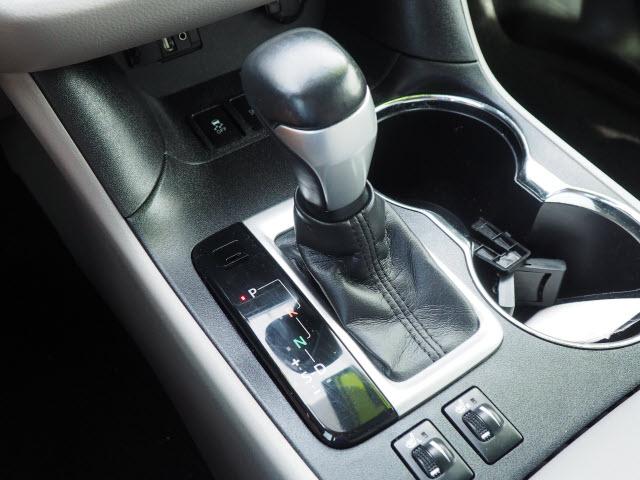 used 2016 Toyota Highlander car, priced at $33,918