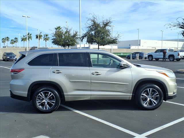 used 2016 Toyota Highlander car, priced at $20,976