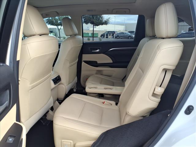 used 2016 Toyota Highlander car, priced at $25,874