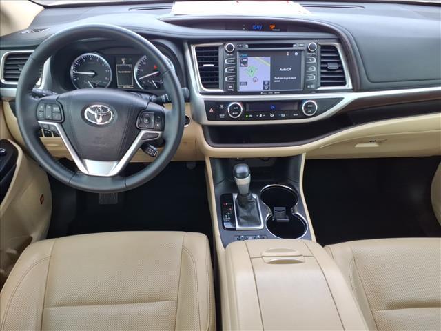 used 2016 Toyota Highlander car, priced at $25,874