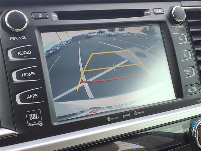 used 2016 Toyota Highlander car, priced at $25,874