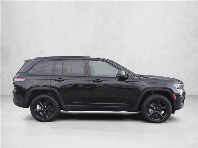 used 2024 Jeep Grand Cherokee car, priced at $34,280