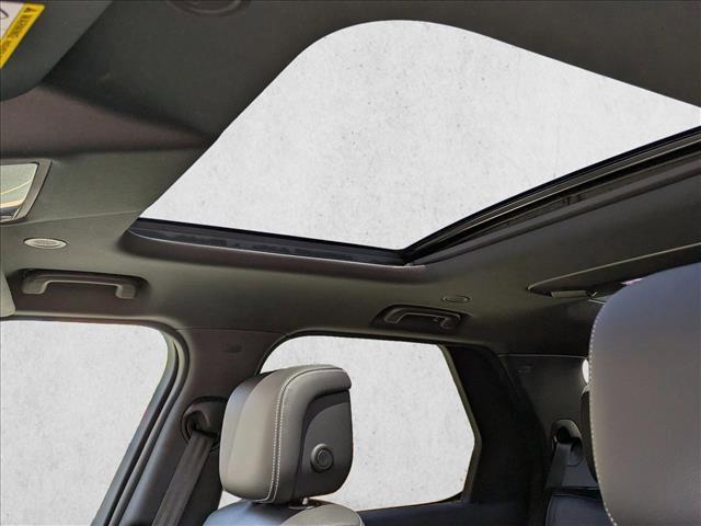 new 2026 Land Rover Discovery car, priced at $77,479