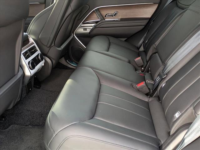 new 2025 Land Rover Range Rover car, priced at $156,935