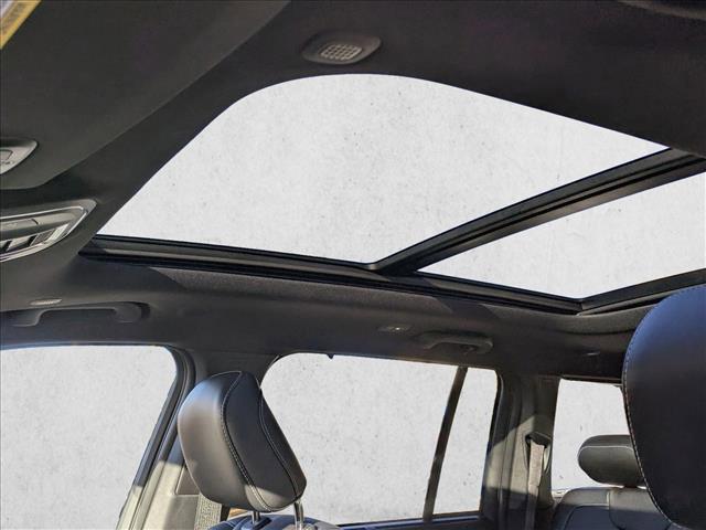 used 2025 Jeep Grand Cherokee car, priced at $41,444