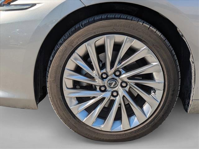 used 2020 Lexus ES 300h car, priced at $25,992