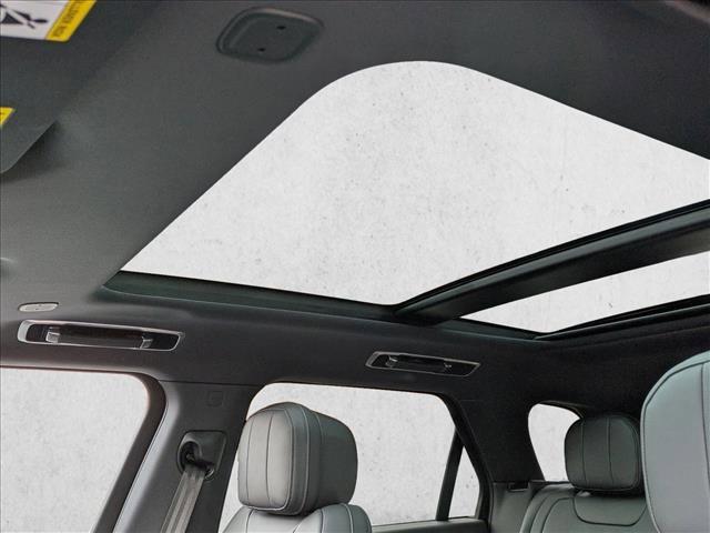 new 2025 Land Rover Range Rover Sport car, priced at $130,495