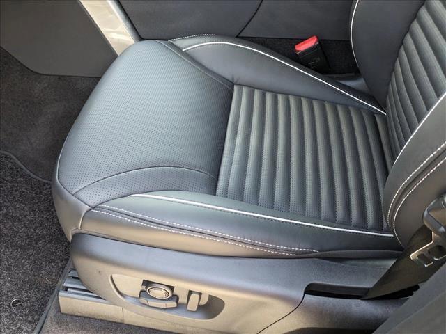 used 2024 Land Rover Discovery car, priced at $56,411