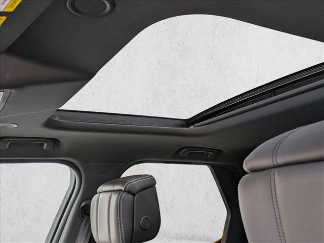 used 2024 Land Rover Discovery car, priced at $50,454