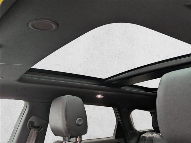 new 2026 Land Rover Range Rover Evoque car, priced at $55,470