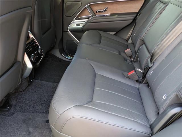 new 2025 Land Rover Range Rover car, priced at $139,150