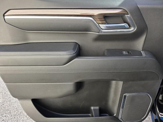 used 2024 Chevrolet Silverado 1500 car, priced at $45,131