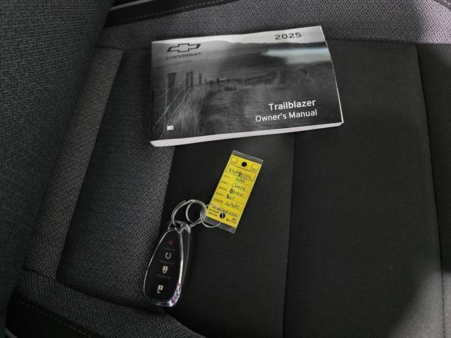 used 2025 Chevrolet TrailBlazer car, priced at $23,668