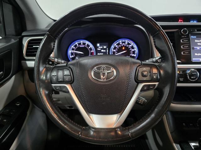 used 2019 Toyota Highlander car, priced at $26,646
