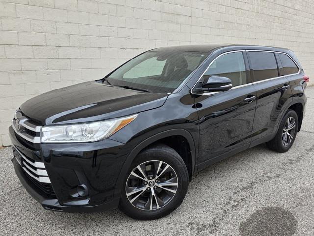 used 2019 Toyota Highlander car, priced at $19,902