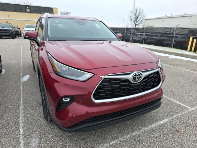 new 2026 Toyota Highlander car, priced at $48,632