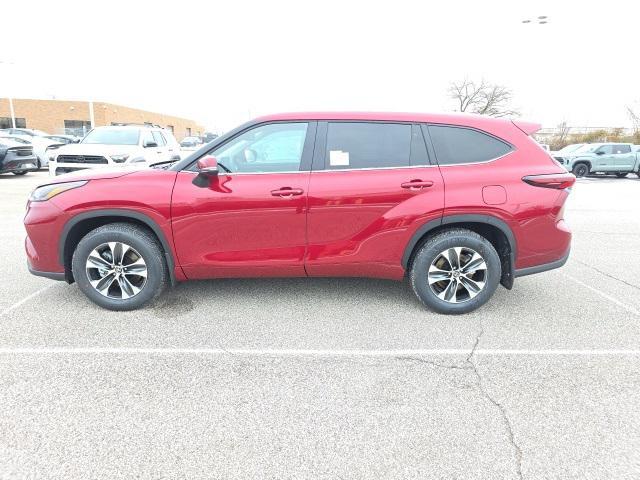 new 2026 Toyota Highlander car, priced at $48,632