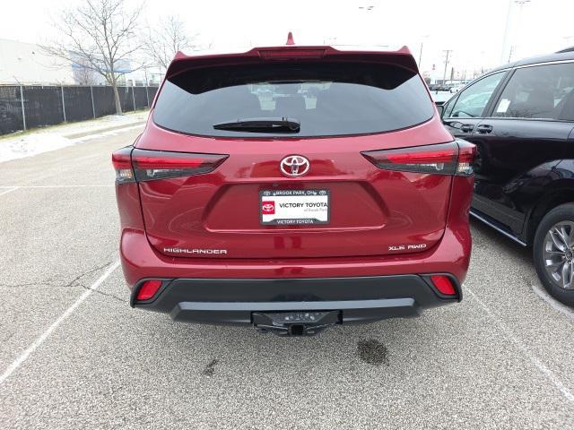 new 2026 Toyota Highlander car, priced at $48,632