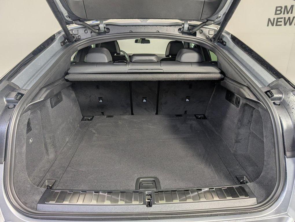 new 2026 BMW X6 car, priced at $111,700