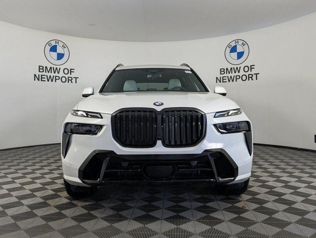 new 2026 BMW X7 car, priced at $101,805
