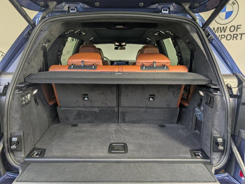 new 2026 BMW X7 car, priced at $163,475