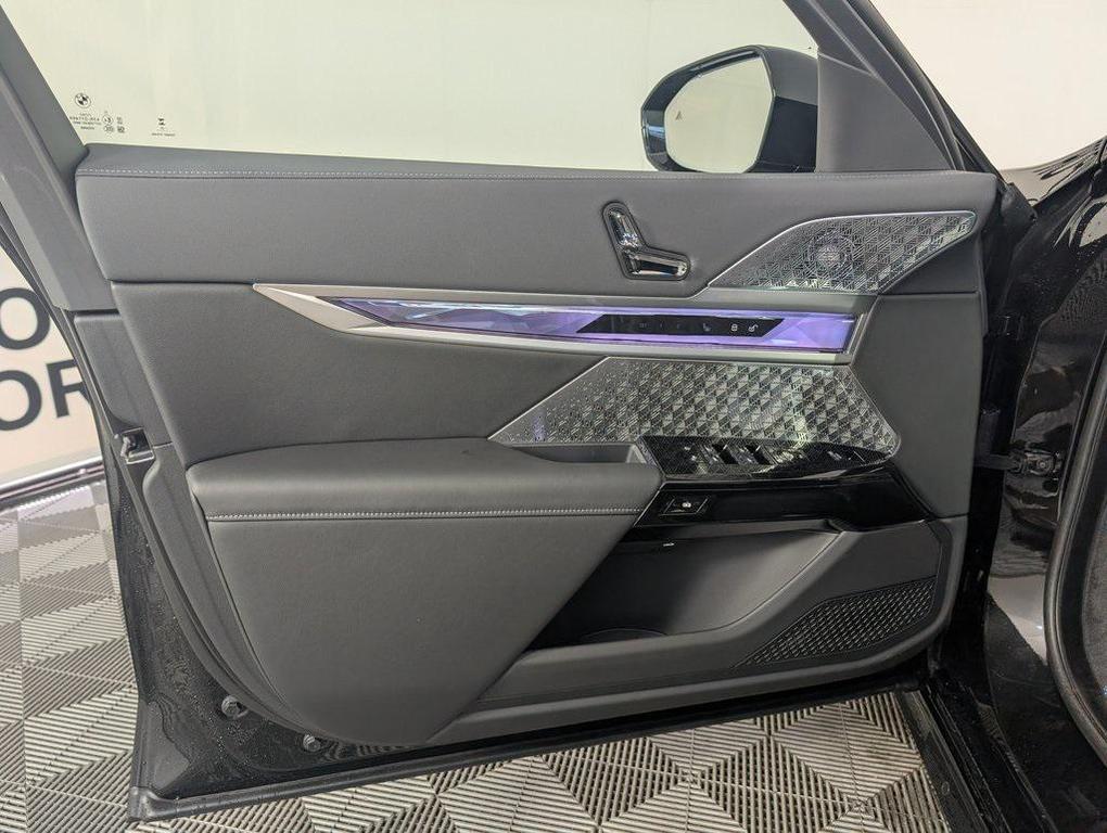new 2026 BMW 760 car, priced at $152,785