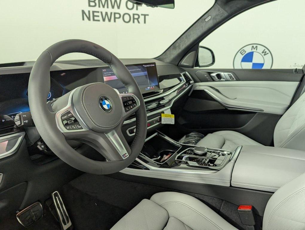 new 2026 BMW X7 car, priced at $101,130