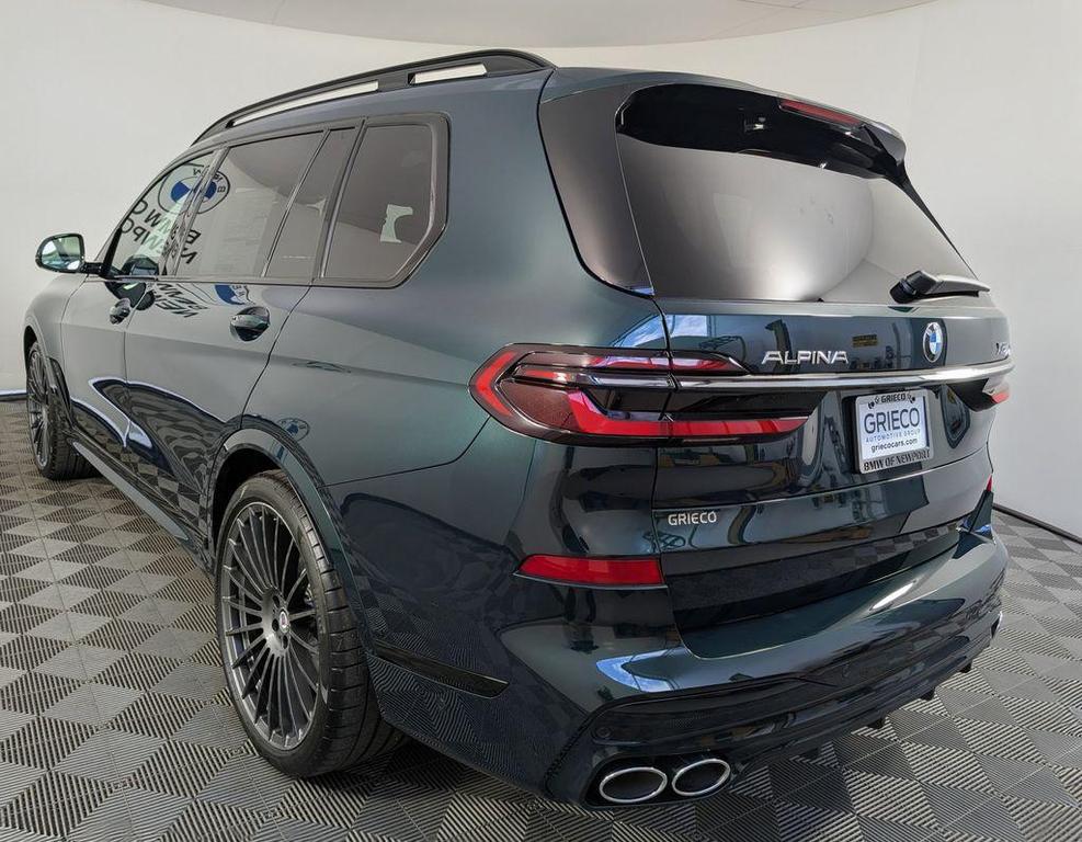 new 2026 BMW X7 car, priced at $160,950