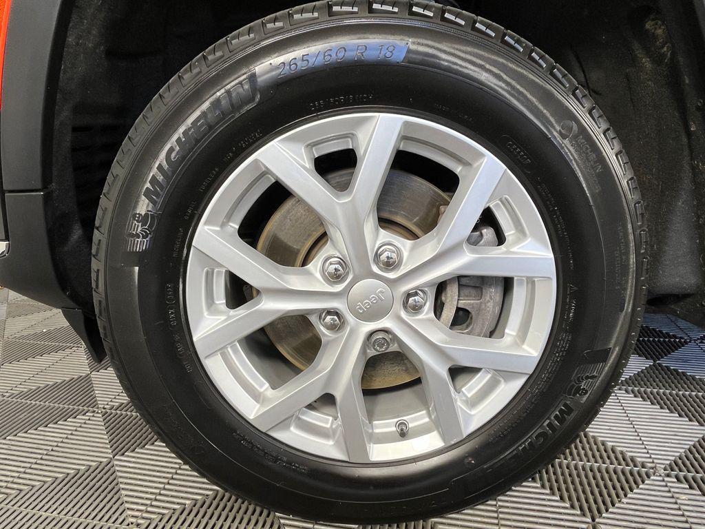 used 2023 Jeep Grand Cherokee L car, priced at $34,595