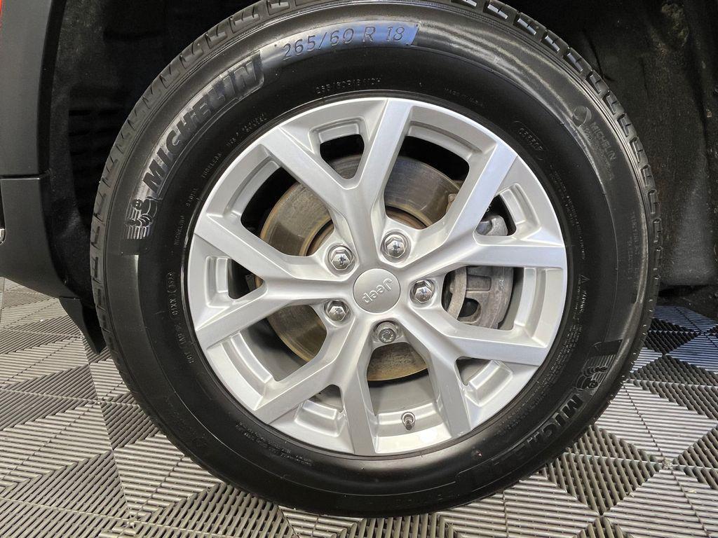 used 2023 Jeep Grand Cherokee L car, priced at $34,595