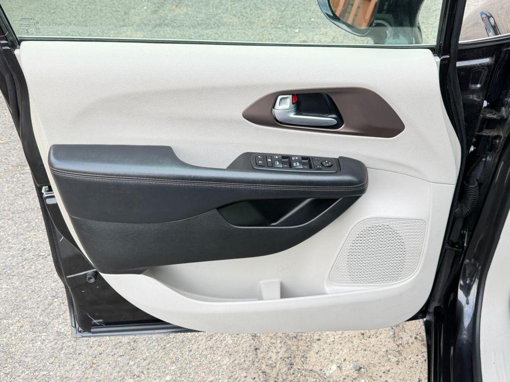 used 2018 Chrysler Pacifica car, priced at $15,295