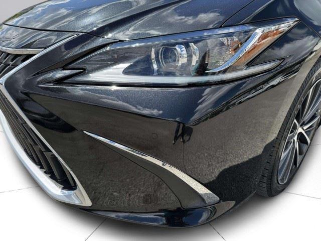 used 2022 Lexus ES 250 car, priced at $25,724