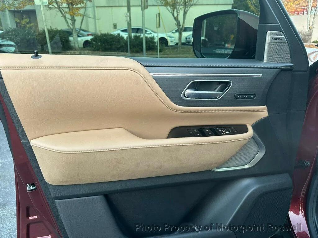 used 2025 INFINITI QX80 car, priced at $73,999