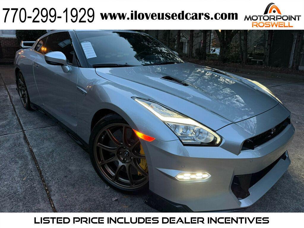 used 2024 Nissan GT-R car