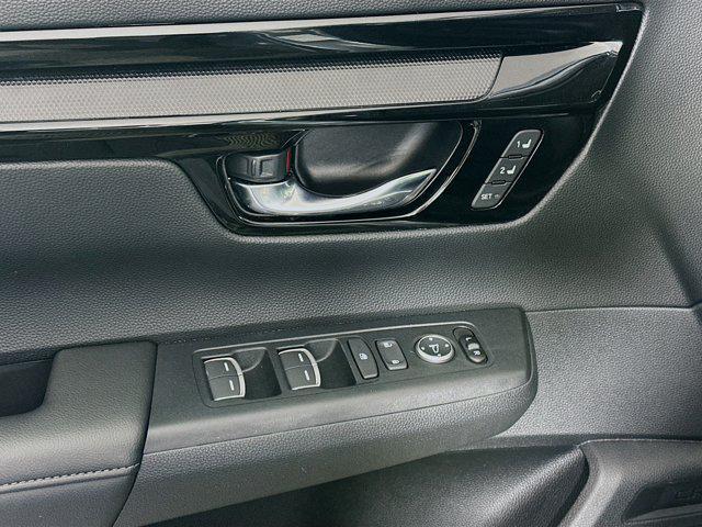 used 2025 Honda CR-V car, priced at $31,987