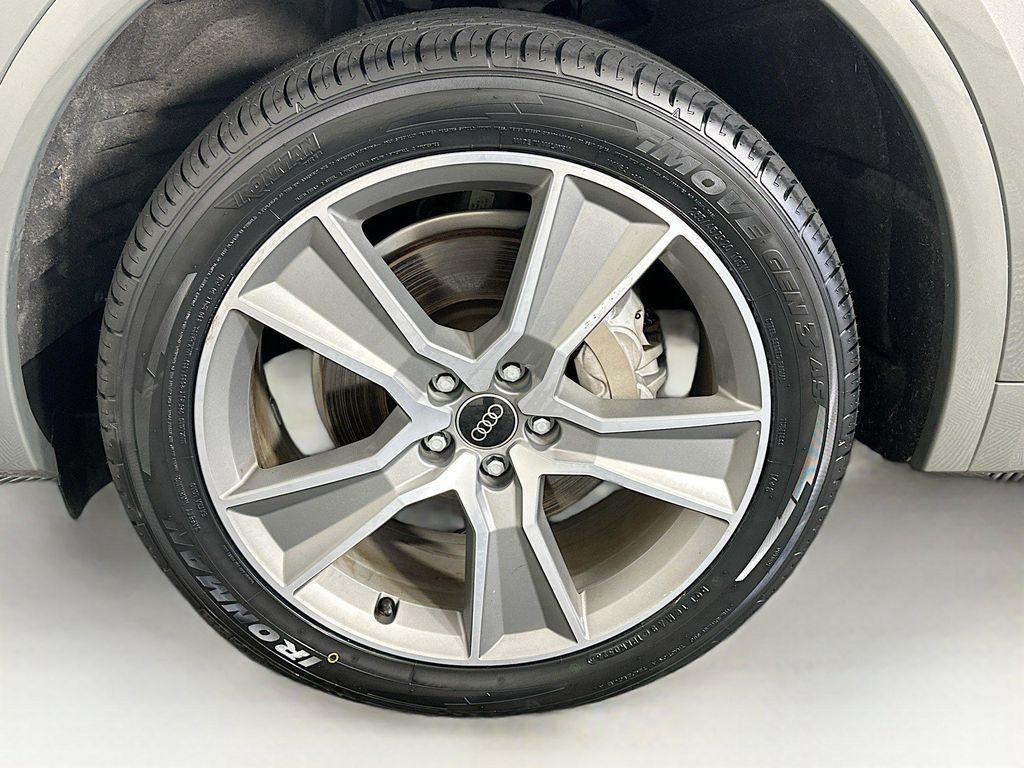 used 2025 Audi Q5 car, priced at $33,396
